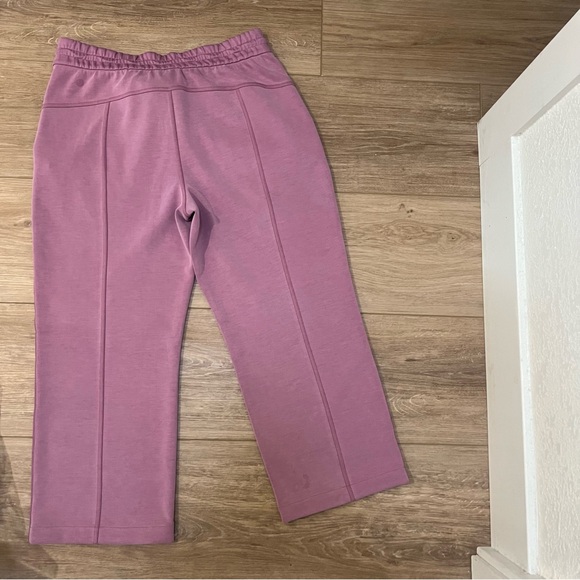 Lululemon Softstreme High-Rise Straight Leg Cropped Pant Velvet Dust size 10 - Picture 6 of 8